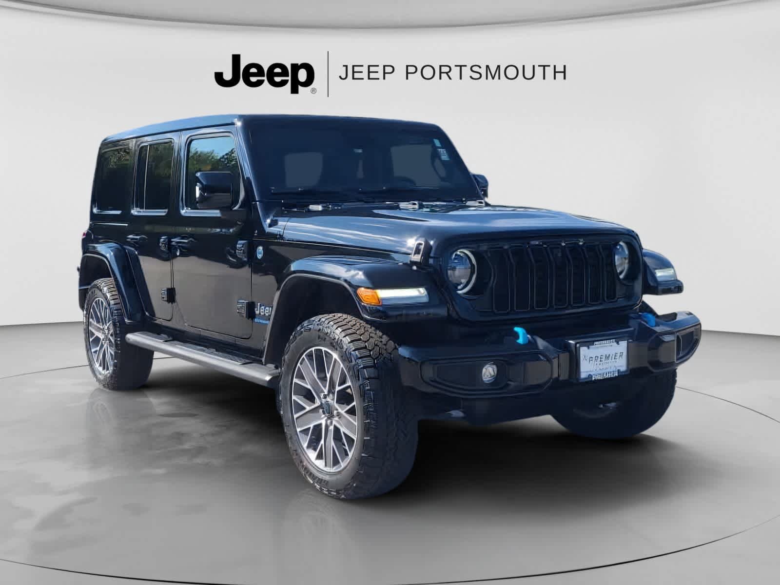 Used 2024 Jeep Wrangler High Altitude AWD/4WD image 2