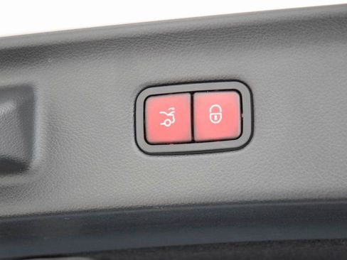 Certified 2024 Mercedes-Benz S 580 4MATIC Sedan image 33