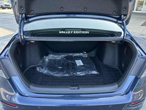 Used 2024 Honda Accord Touring image 11