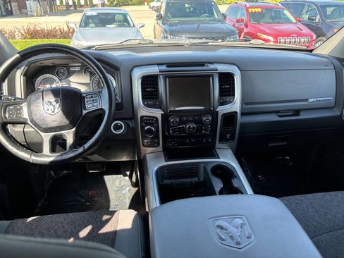 Used 2017 RAM 1500 Big Horn AWD/4WD image 9