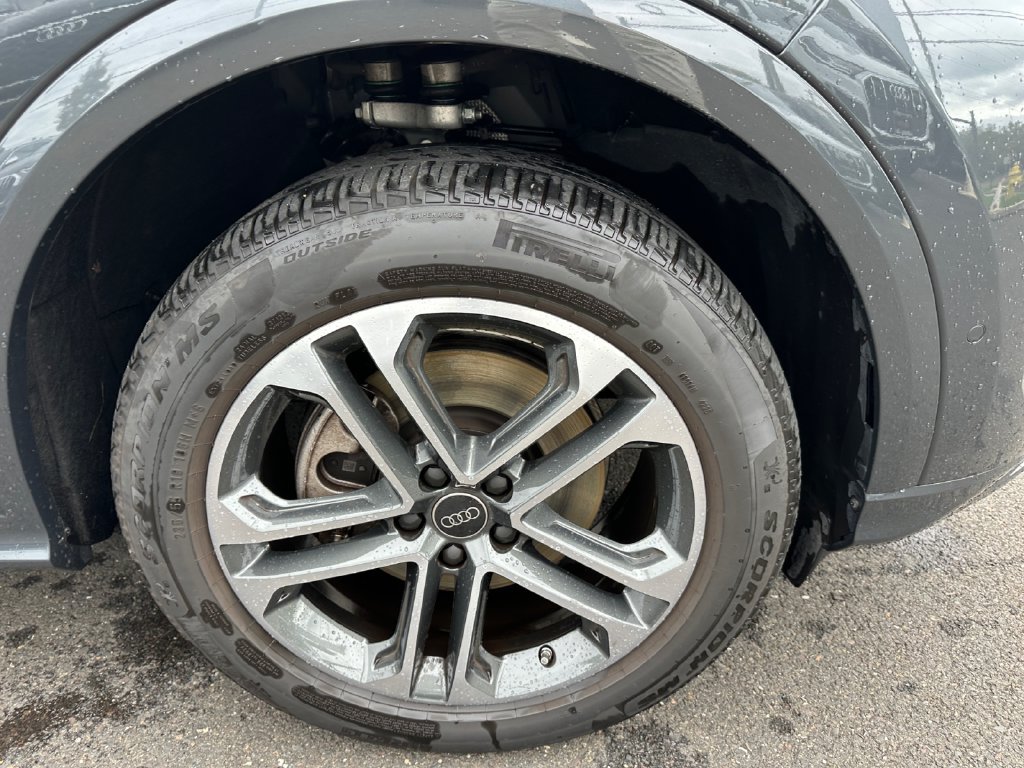 Certified 2025 Audi Q5 Premium w/ Premium Plus AWD/4WD image 17