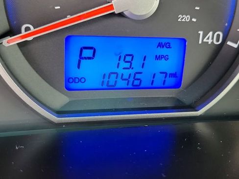 Used 2011 Hyundai Santa Fe GLS AWD/4WD image 16
