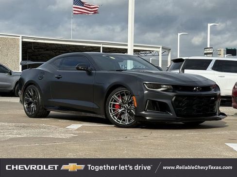 Used 2024 Chevrolet Camaro ZL1 RWD image 2
