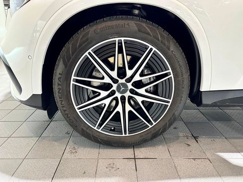 Used 2025 Mercedes-Benz GLC 43 AMG 4MATIC image 38