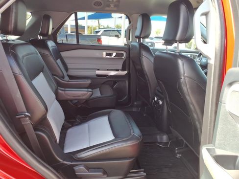 Certified 2023 Ford Explorer XLT w/ Equipment Group 202A AWD/4WD image 14