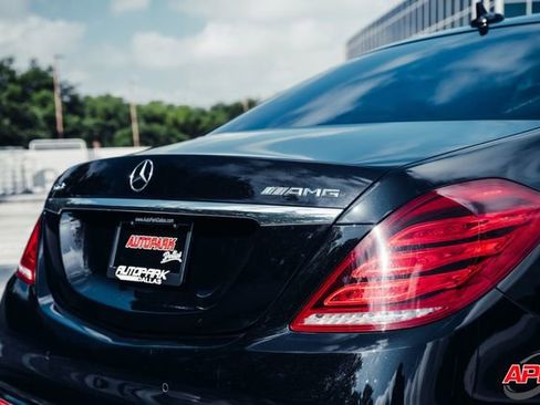 Used 2016 Mercedes-Benz S 63 AMG 4MATIC Sedan image 34