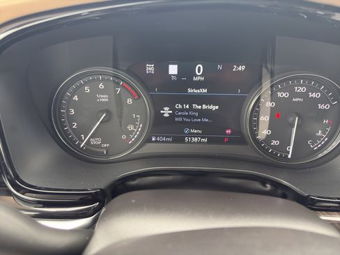 Used 2023 Cadillac XT6 Premium Luxury w/ Platinum Package AWD/4WD image 4