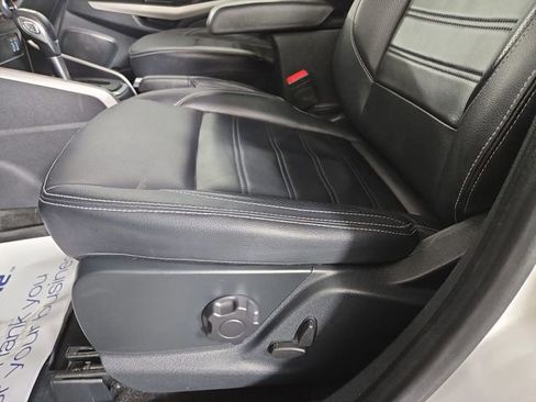Used 2018 Ford EcoSport Titanium w/ Titanium Cold Weather Package image 28