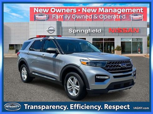 Used 2021 Ford Explorer XLT w/ Equipment Group 202A AWD/4WD image 1