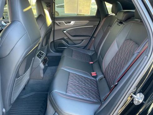 Used 2025 Audi S6 Premium Plus image 45