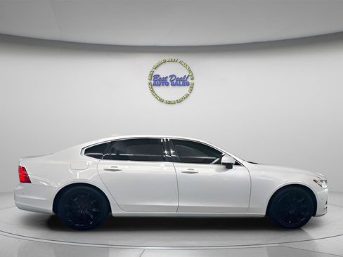 Used 2018 Volvo S90 T6 Momentum w/ Convenience Package AWD/4WD image 6