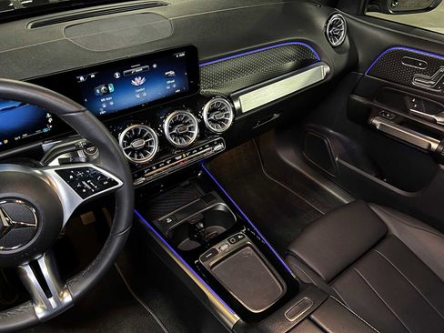 Certified 2025 Mercedes-Benz GLB 250 GLB 250 image 28