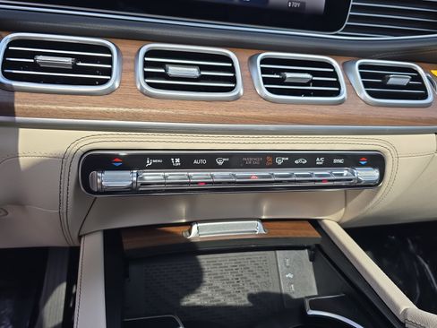 New 2026 Mercedes-Benz GLE 450 4MATIC image 23