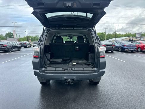Used 2024 Toyota 4Runner SR5 Premium AWD/4WD image 12