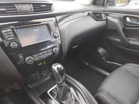 Used 2018 Nissan Rogue Sport SL w/ SL Premium Package image 40