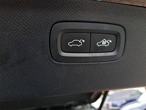 Used 2022 Volvo XC90 T6 Inscription w/ Advanced Package image 10