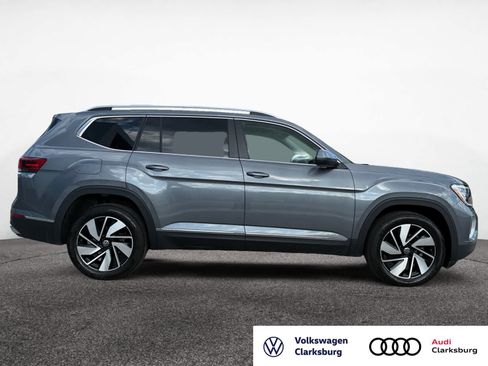 Used 2025 Volkswagen Atlas SEL image 6
