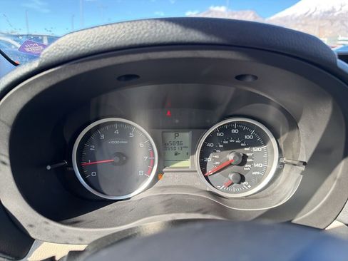 Used 2014 Subaru Crosstrek 2.0i Premium w/ Popular Package #2 image 16