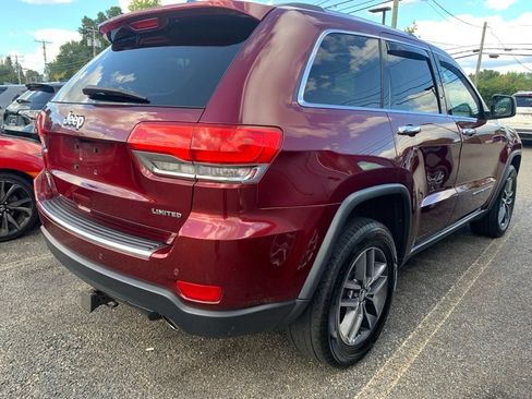 Used 2017 Jeep Grand Cherokee Limited AWD/4WD image 3