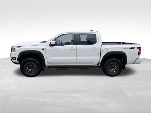 New 2026 Nissan Frontier PRO-4X w/ Pro-4x Convenience Package image 2