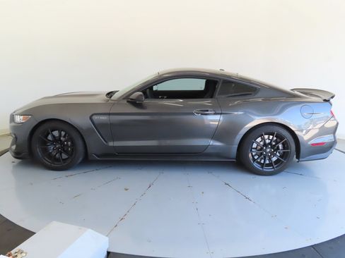 Used 2017 Ford Mustang Shelby GT350 w/ Electronics Package RWD image 7