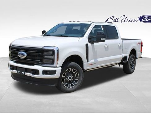 New 2026 Ford F250 Platinum AWD/4WD image 1