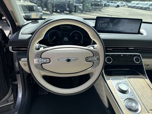 Used 2024 Genesis GV80 3.5T w/ Prestige Package AWD/4WD image 22