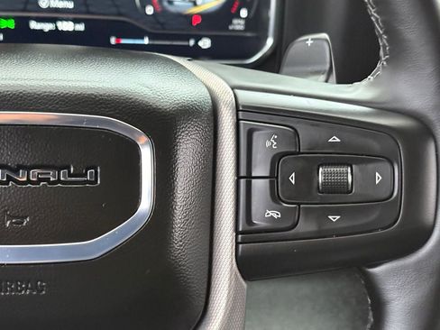 Used 2025 GMC Sierra 1500 Denali w/ Technology Package AWD/4WD image 22