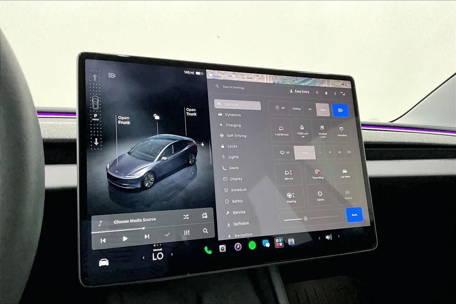 Used 2024 Tesla Model 3 Standard Range RWD image 31