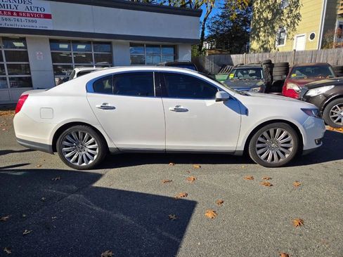 Used 2014 Lincoln MKS AWD w/ Equipment Group 101A image 4