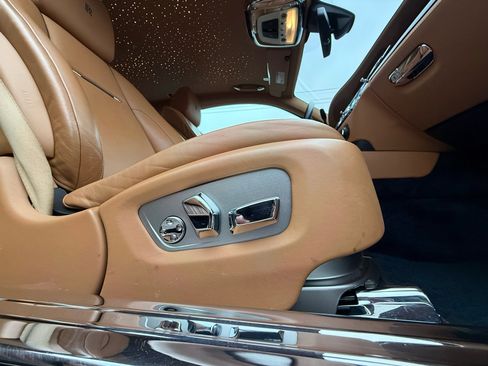 Used 2015 Rolls-Royce Wraith image 56