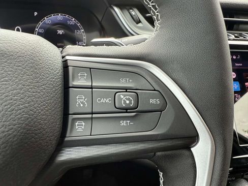 New 2025 Jeep Grand Cherokee Altitude AWD/4WD image 27