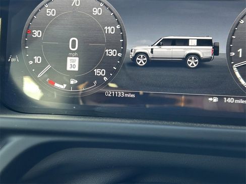 Used 2024 Land Rover Defender 130 Outbound image 38
