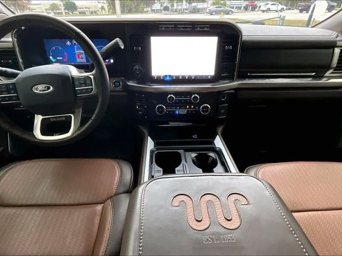 Used 2024 Ford F350 King Ranch w/ Chrome Package image 15