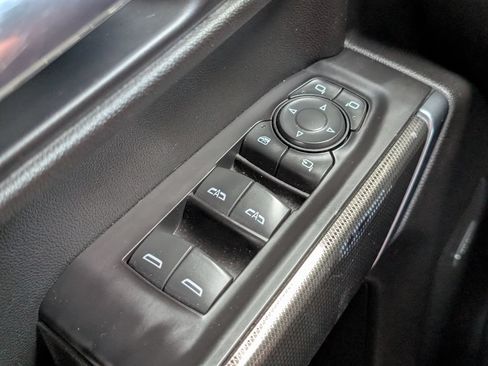 Used 2021 GMC Sierra 1500 AT4 w/ AT4 Value Package AWD/4WD image 10