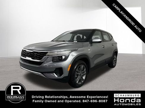 Used 2023 Kia Seltos LX AWD/4WD image 1