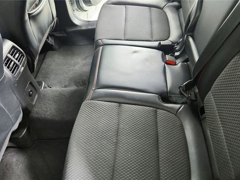 Used 2024 Ford Escape ST-Line FWD image 16