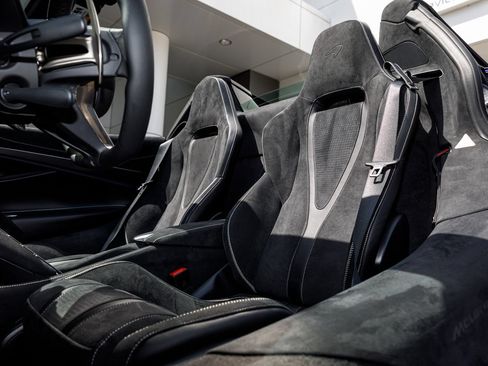 New 2026 McLaren 750S Spider RWD image 51