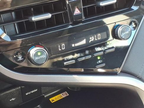 Certified 2023 Toyota Camry XLE FWD image 25