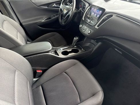 Used 2020 Chevrolet Malibu RS image 23