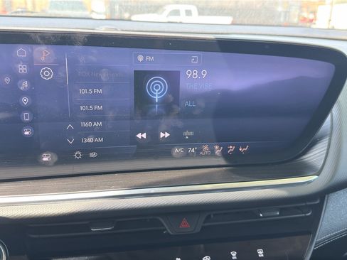Used 2024 Buick Envision Preferred AWD/4WD image 21