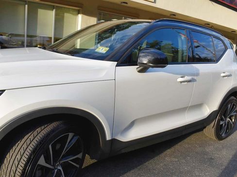 Used 2019 Volvo XC40 T5 R-Design AWD/4WD image 58