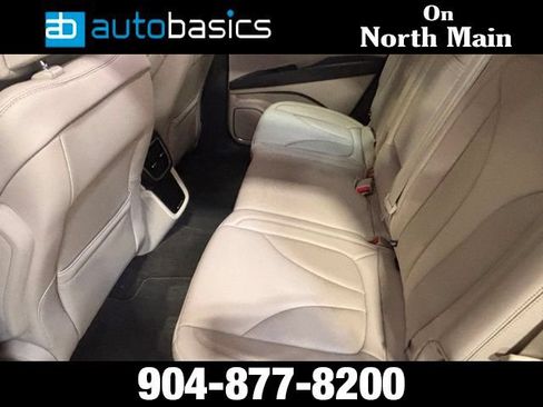 Used 2019 Lincoln Nautilus Select w/ Cargo Utility Package FWD image 14