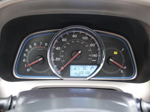 Used 2015 Toyota RAV4 Limited w/ Technology Package AWD/4WD image 40
