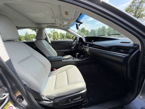 Used 2015 Lexus ES 350 FWD image 16