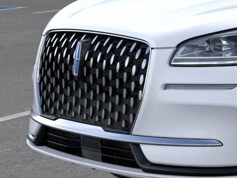 New 2025 Lincoln Corsair Grand Touring image 17