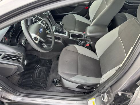 Used 2012 Ford Focus SE image 8