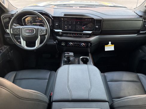 Certified 2024 GMC Sierra 1500 SLT image 14