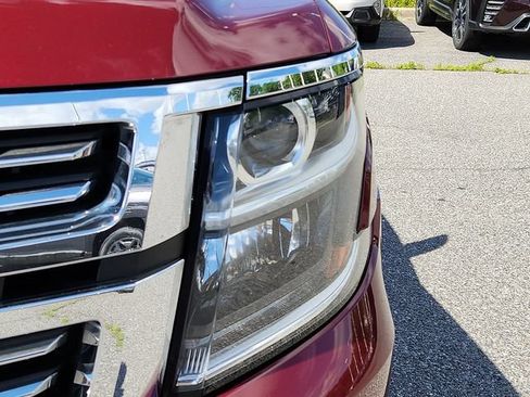 Certified 2020 Chevrolet Tahoe Premier AWD/4WD image 9