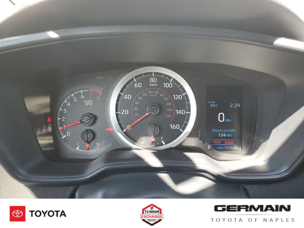 Used 2022 Toyota Corolla SE w/ SE Premium Package FWD image 26